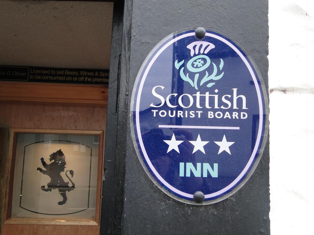 The Red Lion Inn Doune Esterno foto
