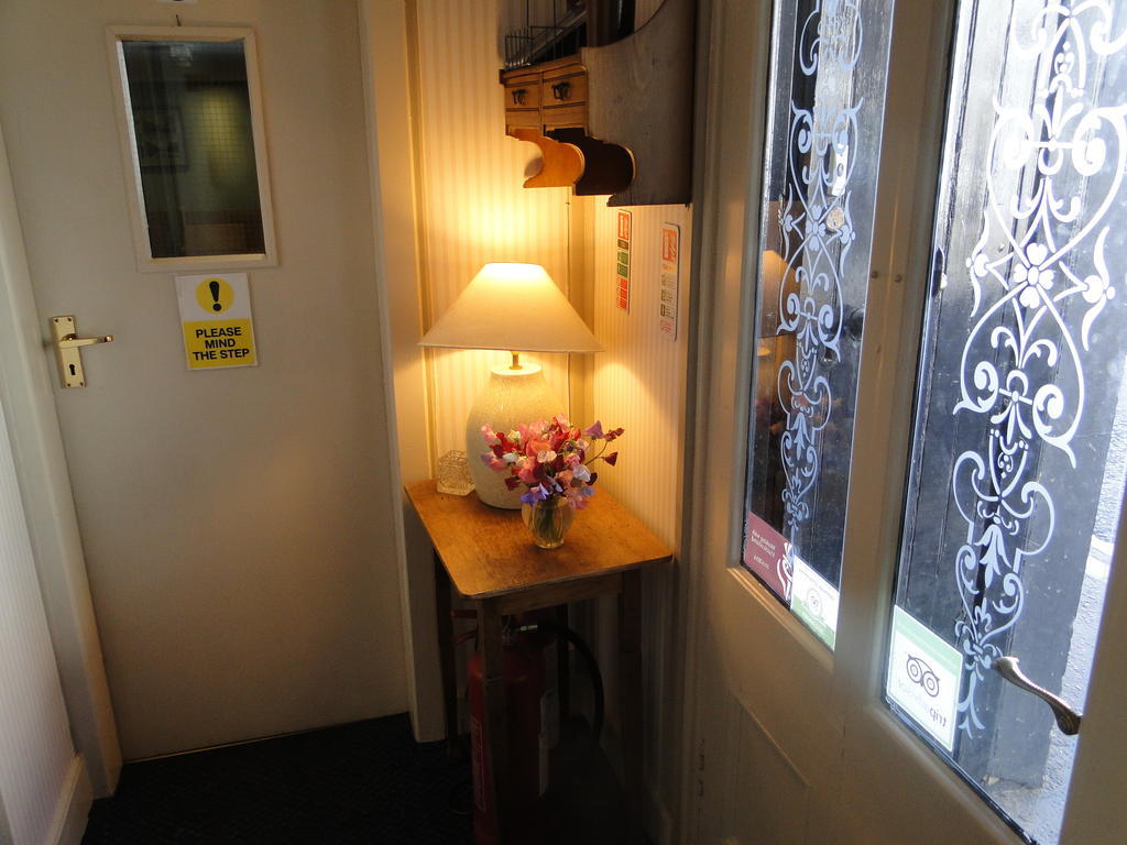 The Red Lion Inn Doune Esterno foto